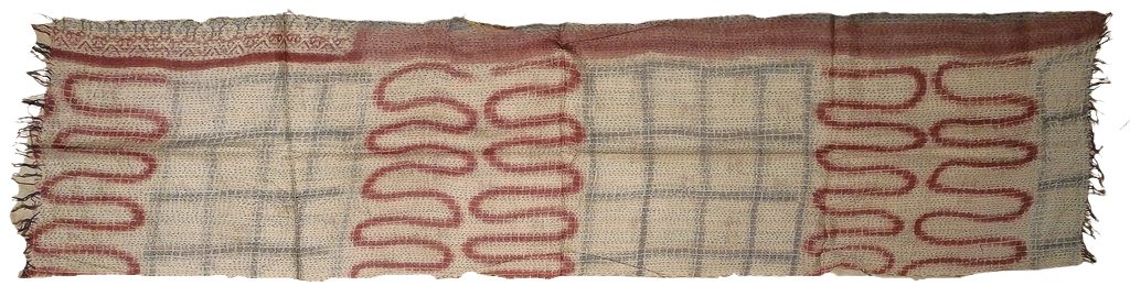 Sciarpa KANTHA con tessuti vintage misto seta ricamo a mano beige – immagine4