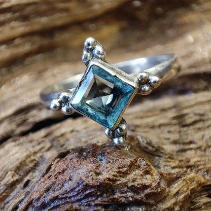 Anello con pietra in argento 925 - ITAURA topazio azzurro
