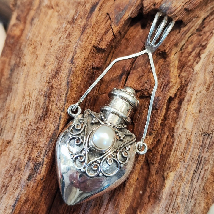 Silver perfume holder pendant - TRANQUUEBAR