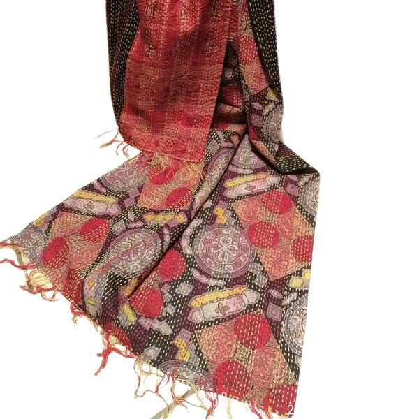 Sciarpa KANTHA con tessuti vintage misto seta ricamo a mano - dettaglio lavorazione