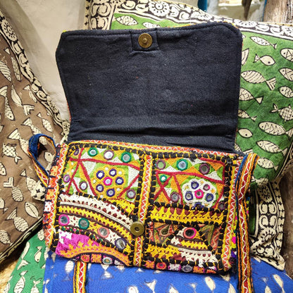 RABARI pochette / tracolla con monete VINTAGE | Borse indiane – immagine4