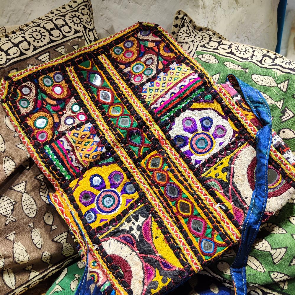 RABARI pochette / tracolla con monete VINTAGE – immagine2