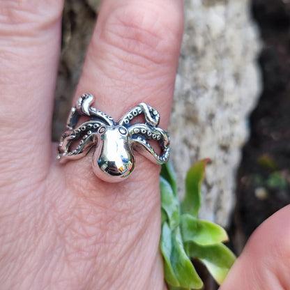 Anello con polpo artigianale in argento 925 - OCTO