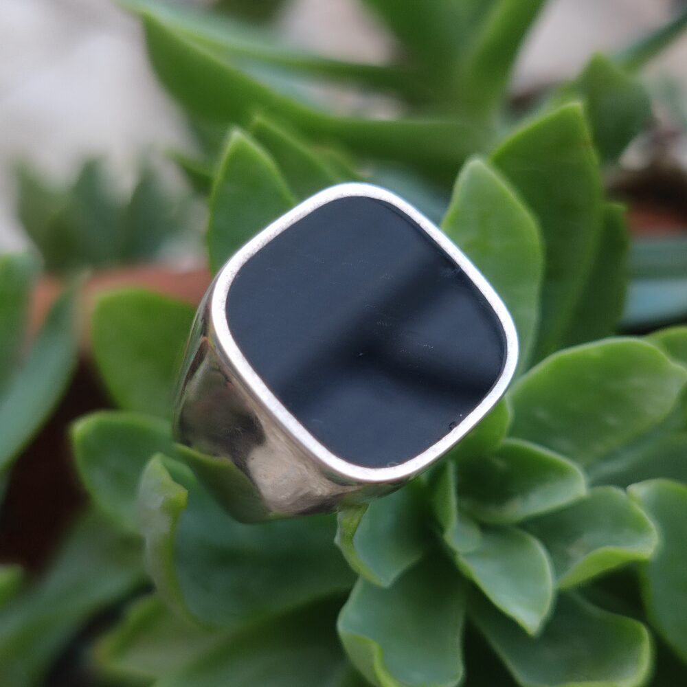 ANELLO artigianale in argento 925 con pietra - ORISSA – onice nero