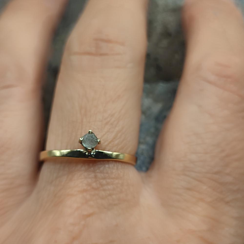 Anello in ottone con labradorite - GARUDA