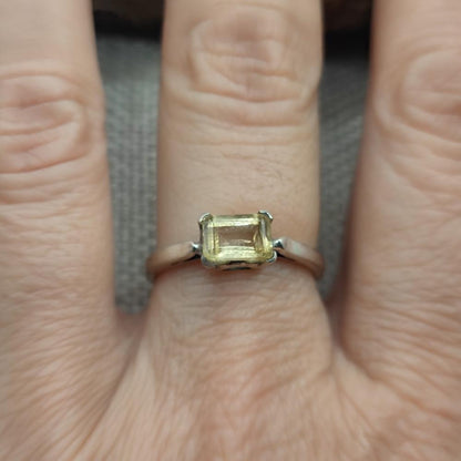 Anello in argento 925 con pietra - BAPATLA
