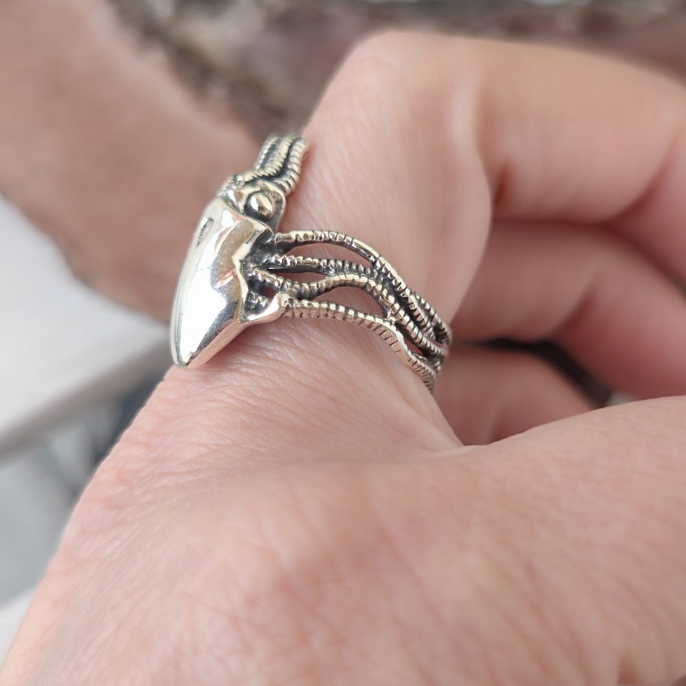 Anello in argento 925 con calamaro - SKVIDA