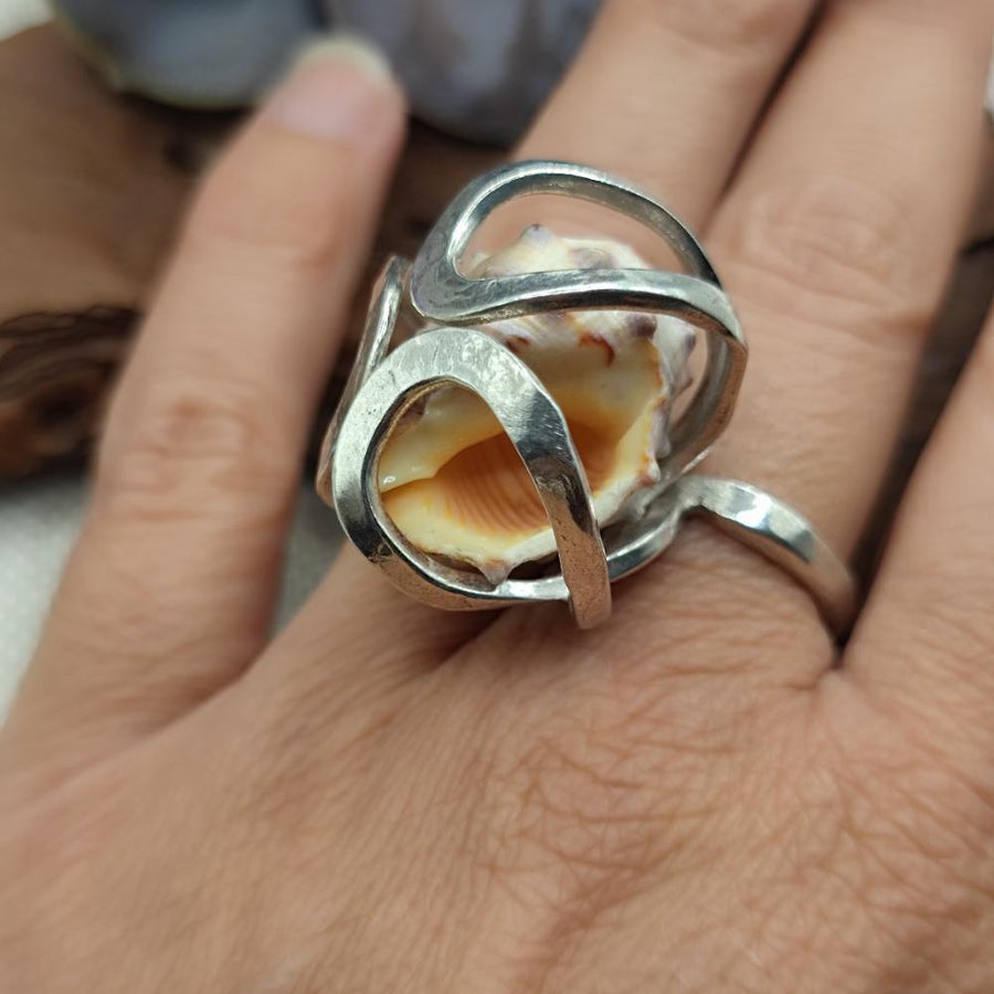 Anello artigianale in argento 925 con conchiglia - COQUILLE