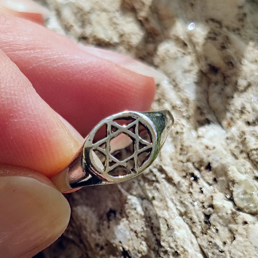 Anello etnico con esagramma in argento 925 - ESA