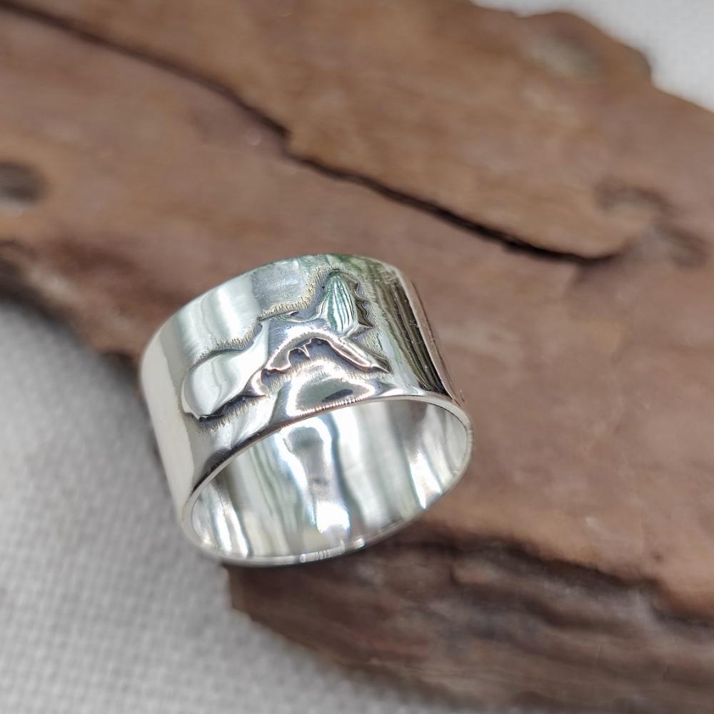 Anello a fascia alta con Isola d'Elba - Elba Island#materiale_argento-925