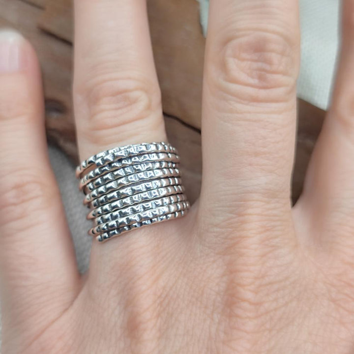 Anello a fascia alta in argento 925 - PAKARDAN