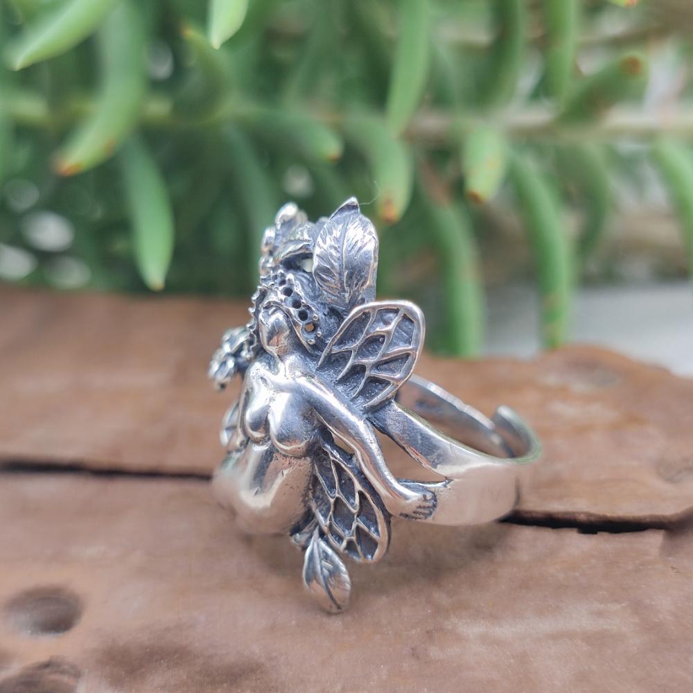 Anello fascia in argento 925 con fata - SIBILLA
