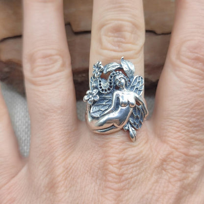Anello fascia in argento 925 con fata - SIBILLA