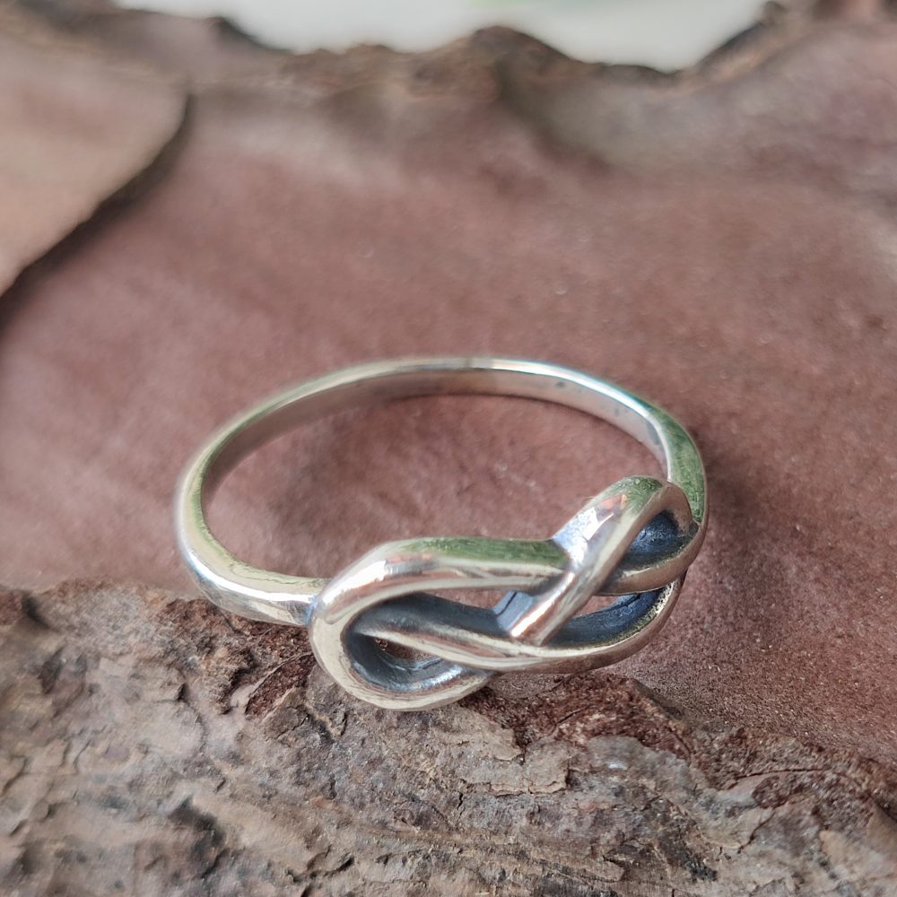 Anello in argento 925 con infinito - ANANTA