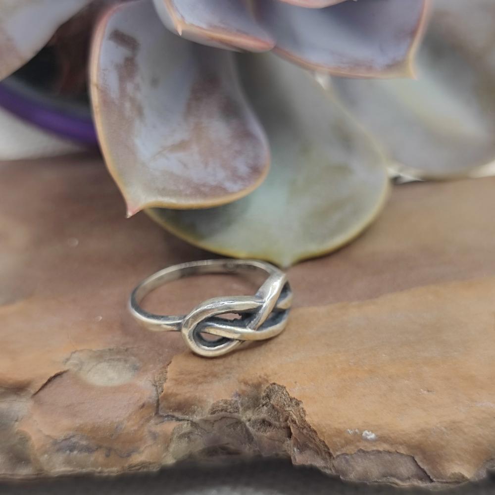 Anello in argento 925 con infinito - ANANTA