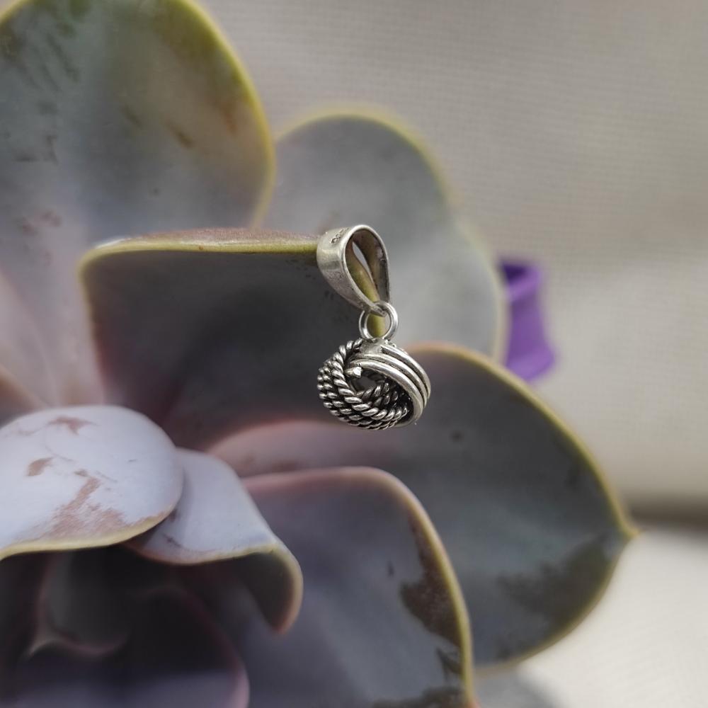 Ciondolo intreccio in argento 925 - DARVANI