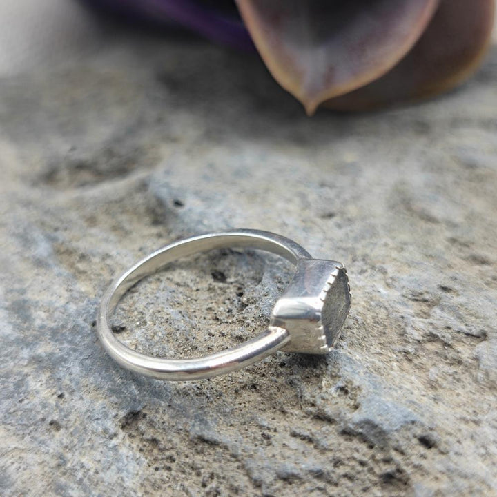Anello etnico in argento 925 labradorite - NOORJI