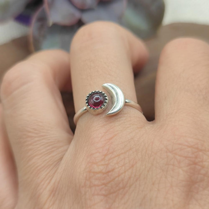 Anello in argento 925 con luna e pietra - CHILAKA