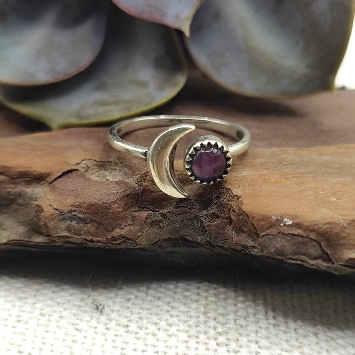 Anello in argento 925 con luna e pietra - CHILAKA