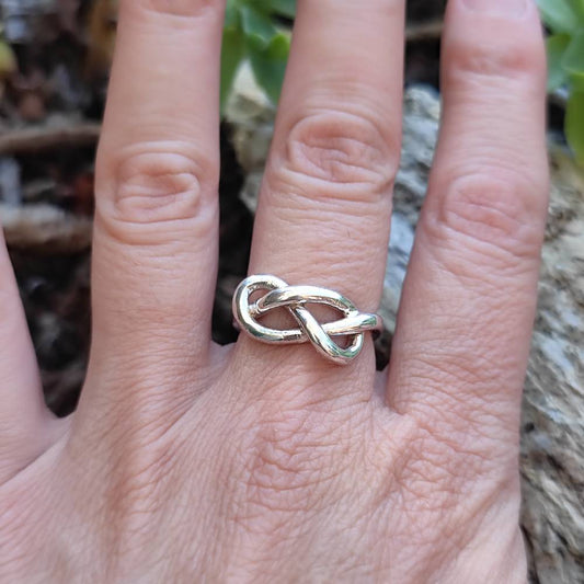 Anello artigianale in argento 925 - NODO