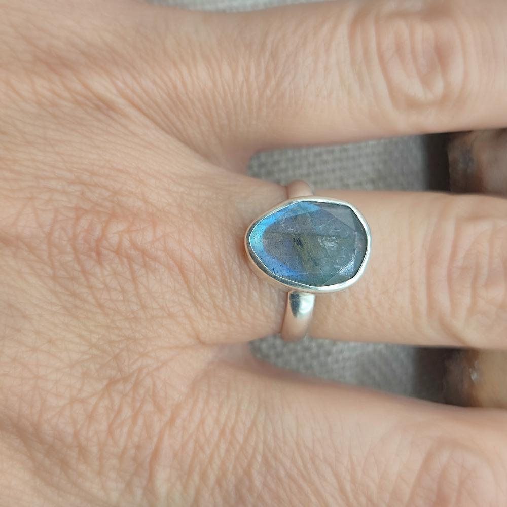 Anello etnico in argento 925 con pietra - BOLLARAM