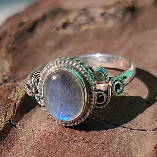 Anello con pietra in argento 925 - HALSERA