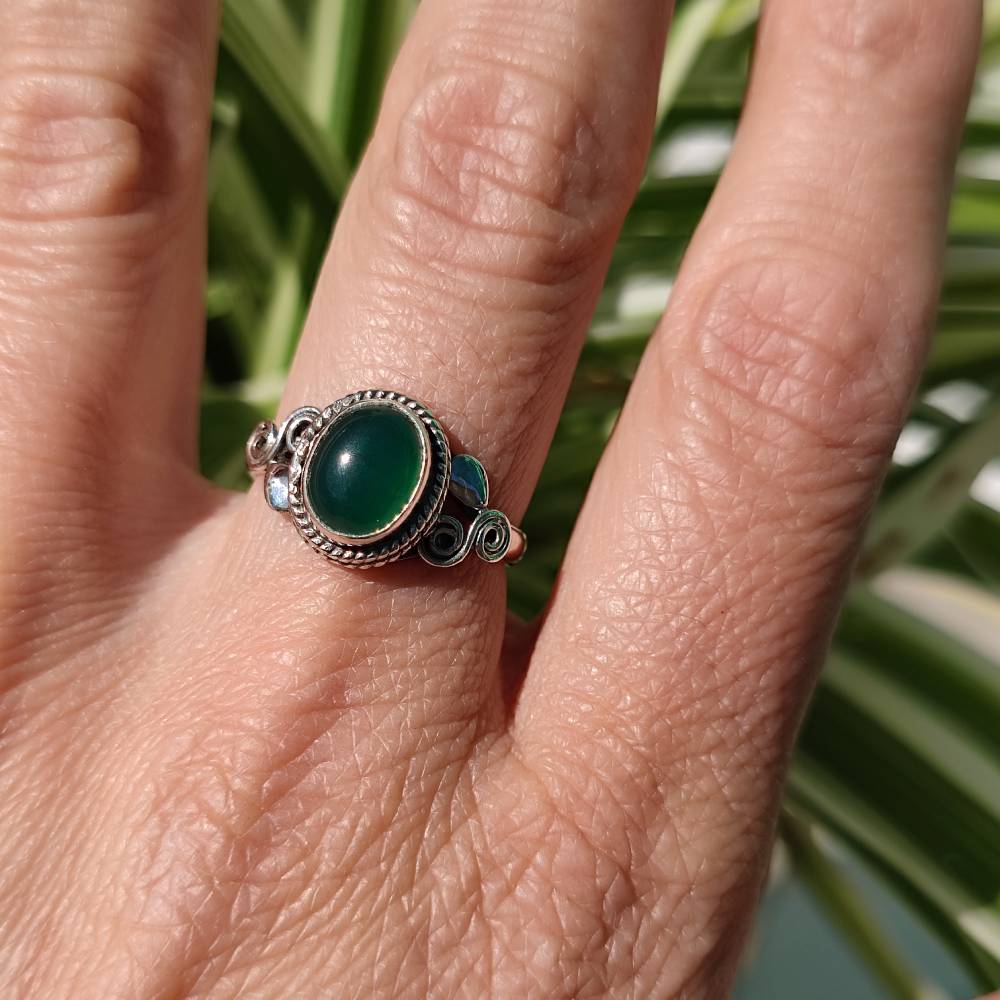 Anello con pietra in argento 925 - HALSERA