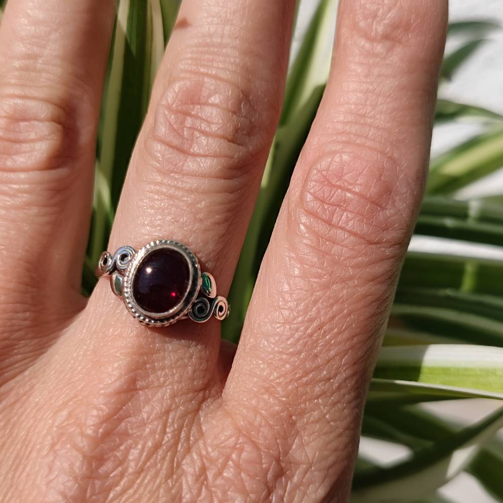 Anello con pietra in argento 925 - HALSERA