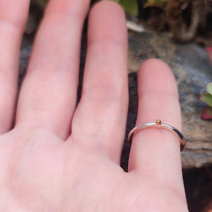 Anello artigianale con pietra in argento 925 - ISAGARH