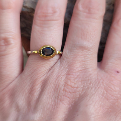 Anello artigianale con pietra in argento 925 - ISAGARH