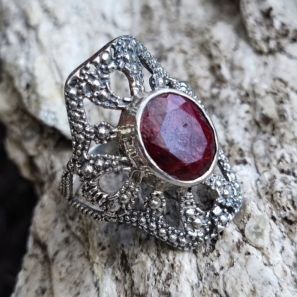 Anello etnico con pietra in argento 925 - KACHOLLA