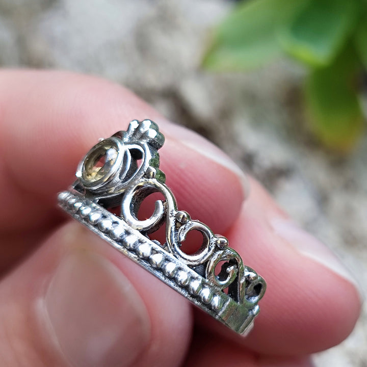Anello con pietra in argento 925 - KARIYA