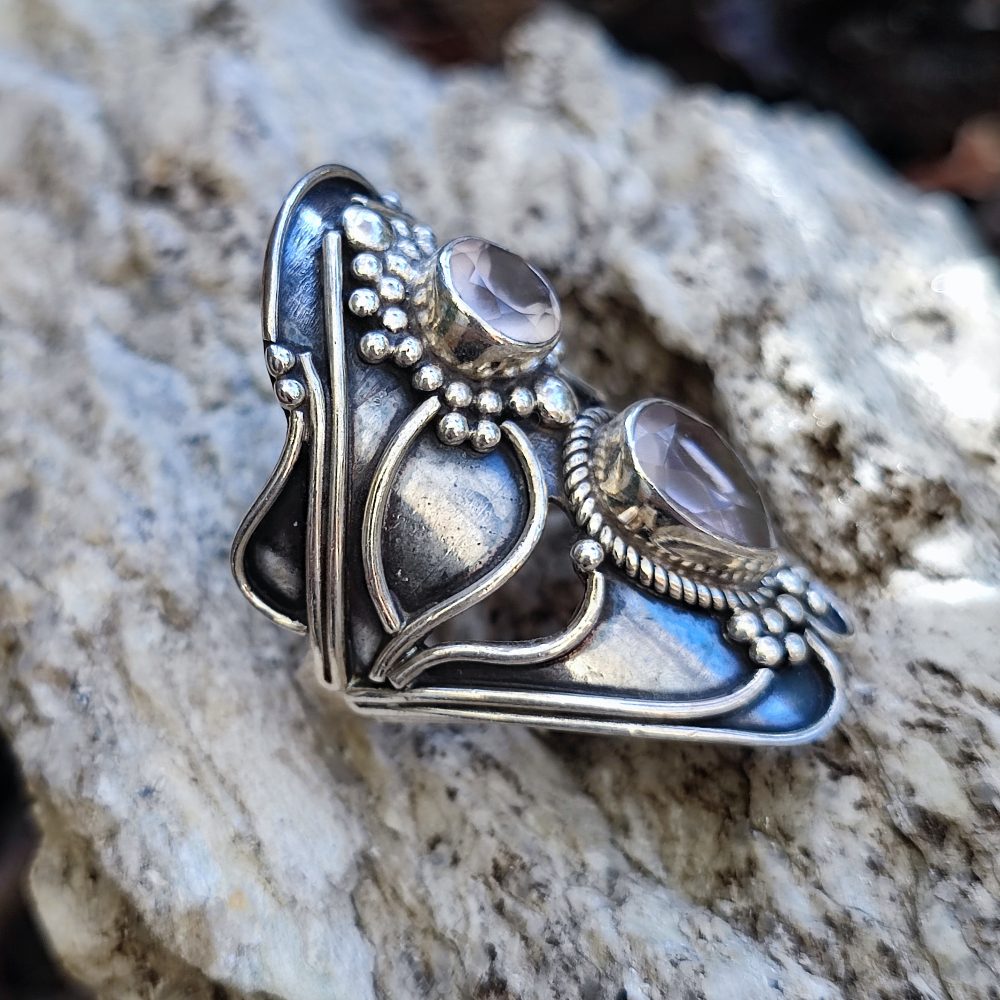 Anello etnico in argento 925 con Quarzo rosa - KAVERI