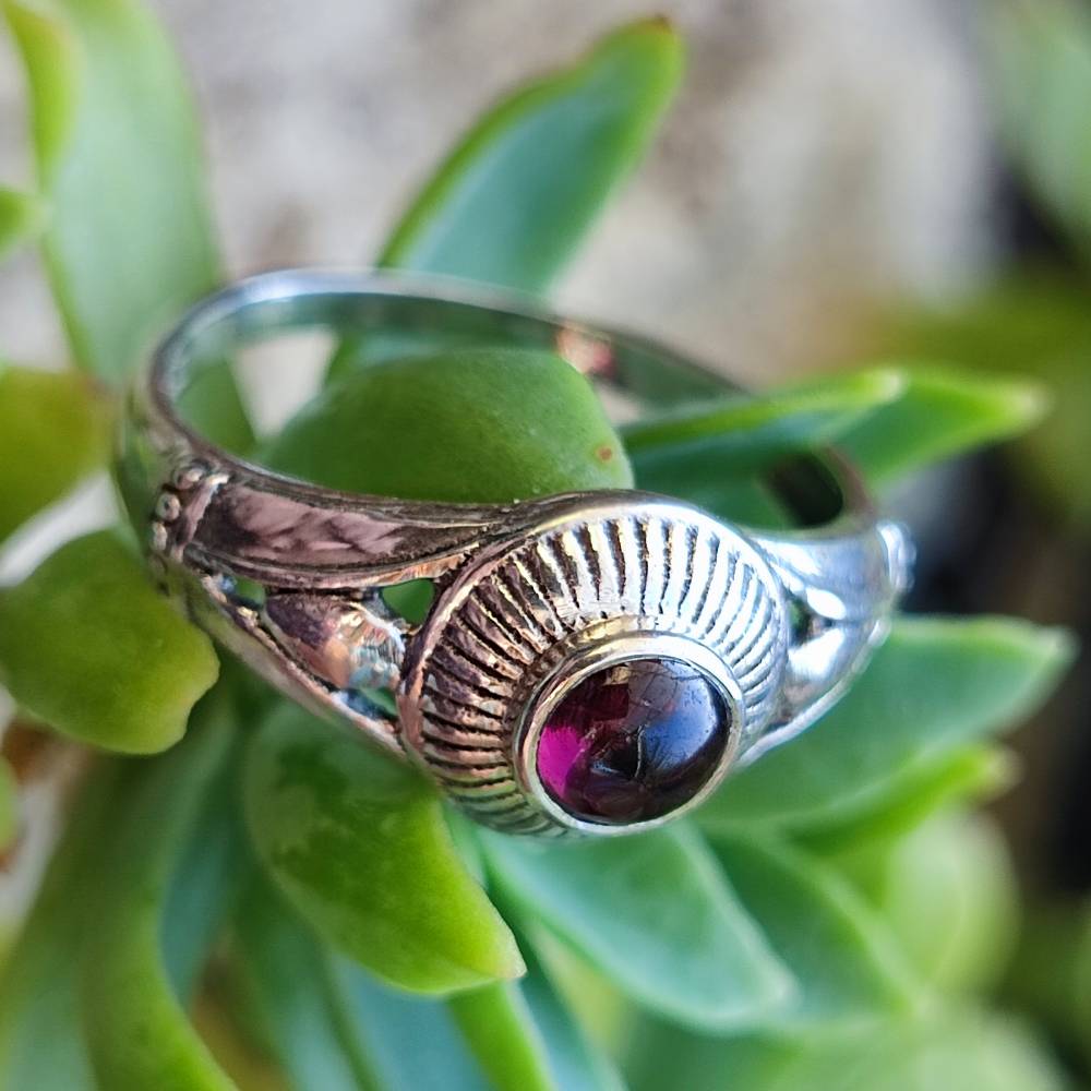 Anello con pietra in argento 925 - KARHAD