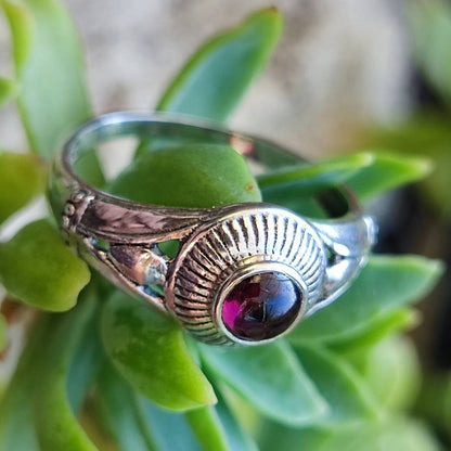 Anello con pietra in argento 925 - KARHAD