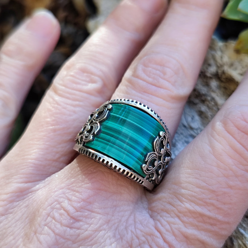 Anello etnico a fascia con pietra in argento 925 - KIMLASA