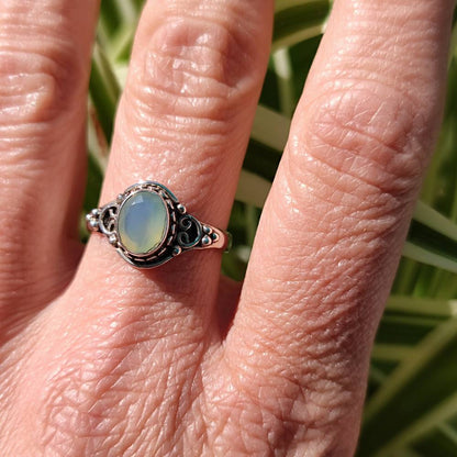 Anello con pietra in argento 925 - NIWARI
