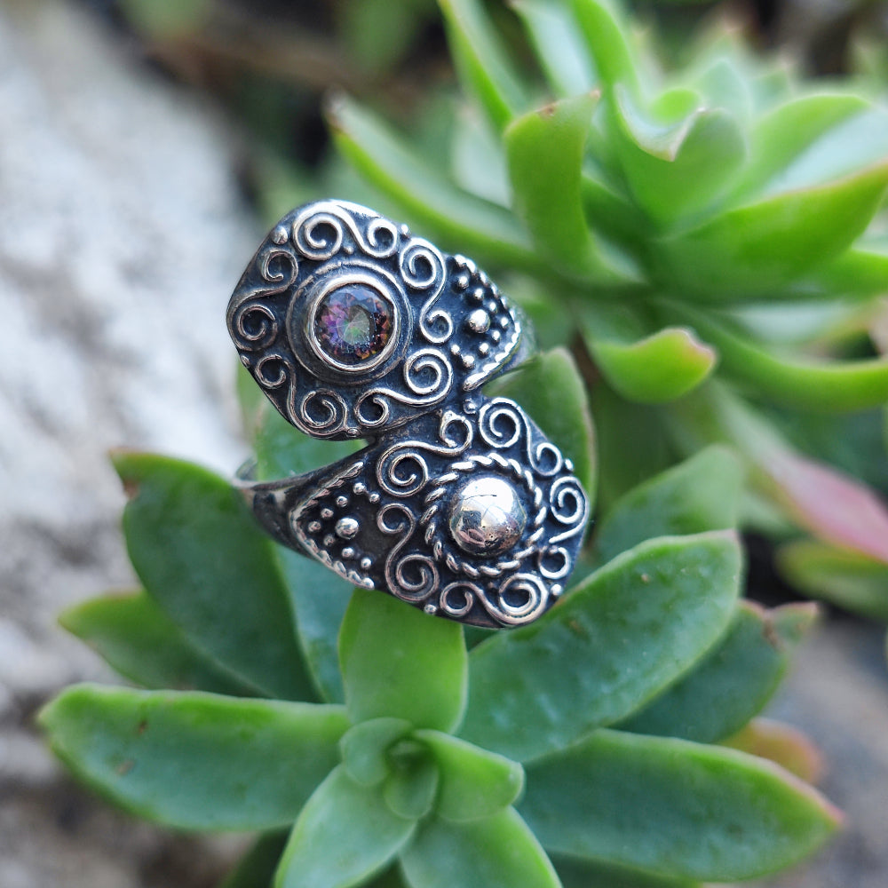 Anello etnico con pietra in argento 925 - PITHUAR