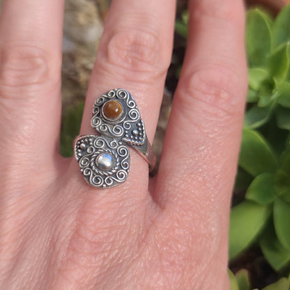 Anello etnico con pietra in argento 925 - PITHUAR