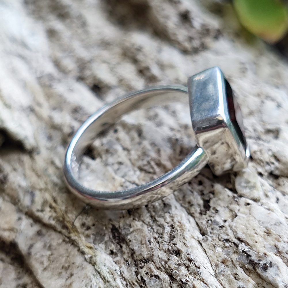 Anello con pietra in argento 925 - SIRONJ