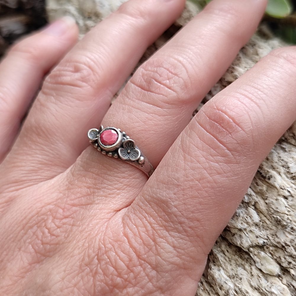 Anello etnico con pietra in argento 925 - THEHEN