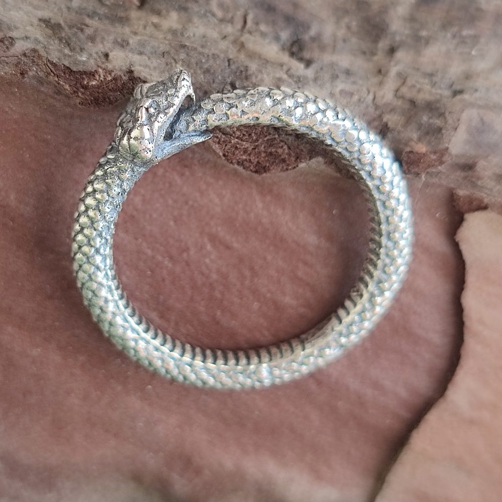 Anello in argento 925 serpente - UROBORO
