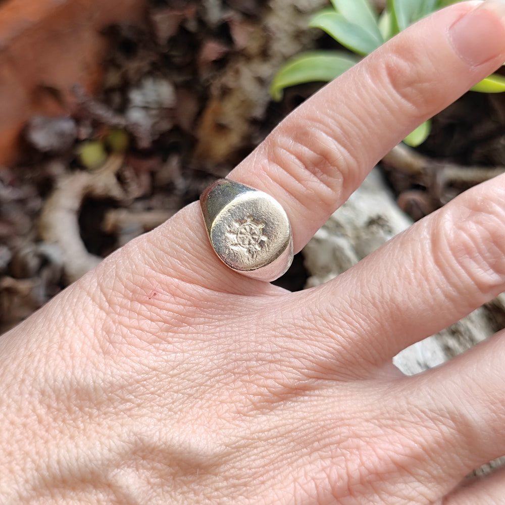 Anello da mignolo chevalier in argento 925 - TIMONE