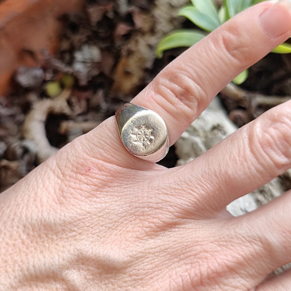 Anello da mignolo chevalier in argento 925 - TIMONE