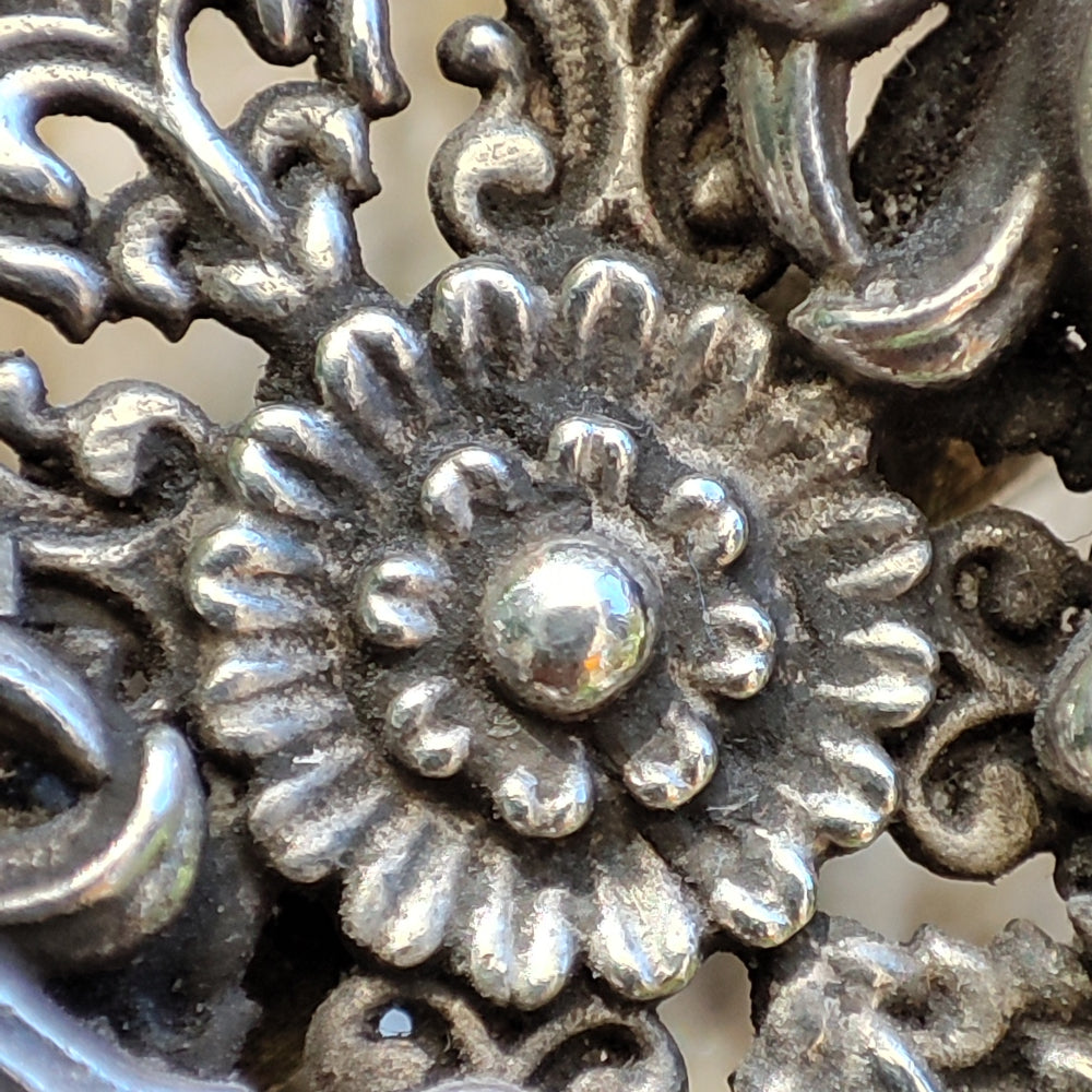 Anello in argento antico con pavoni - CHITAURAHA