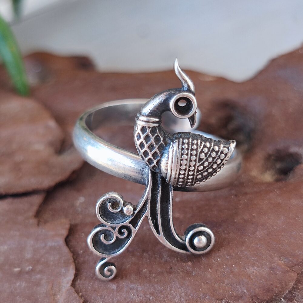 Anello in argento antico con pavone - MOGAL