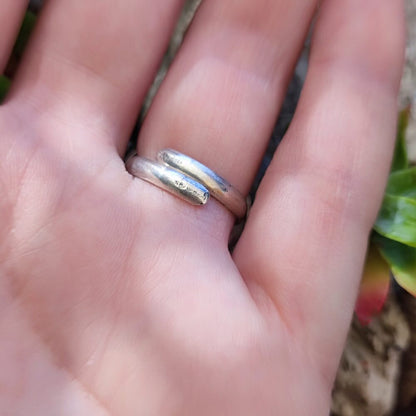 Anello in argento antico e vetro - GUDIPADAR