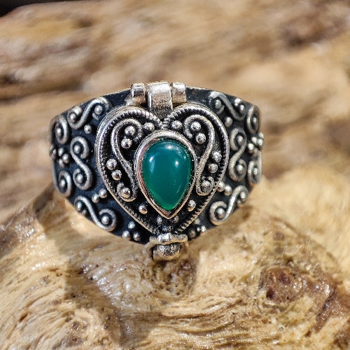 Anello veleno con pietra in argento 925 - OMALDUR – agata verde