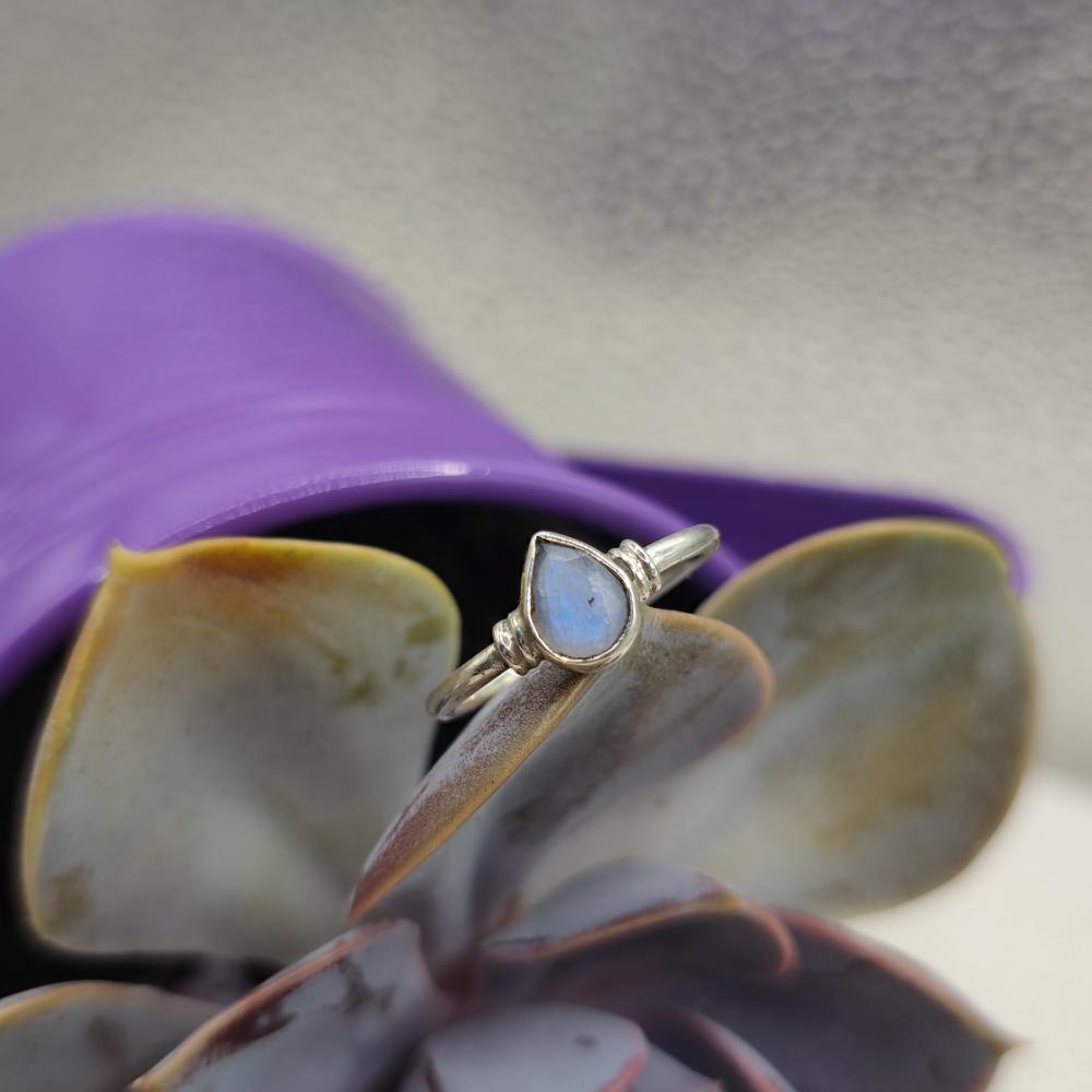 Anello artigianale in argento 925 con pietra - ISNAPUR