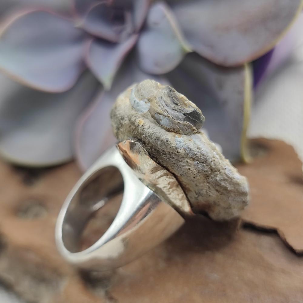Anello artigianale in argento 925 con pietra - PALOMBAIA